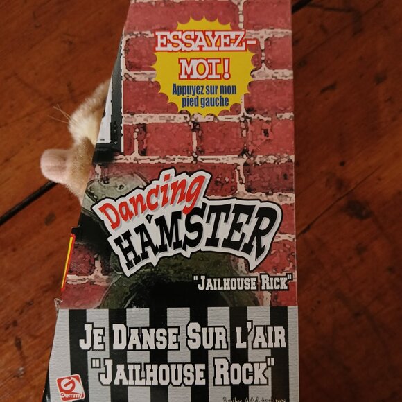 Vintage Gemmy Dancing Hamster Toy- Sings Jailhouse Rock by Elvis Presley - Picture 3 of 5